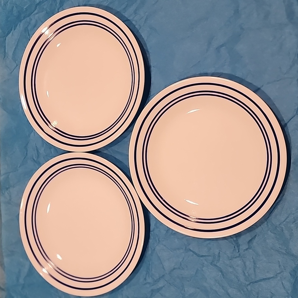 Corelle Vitrelle Deep Blue Double Stripe 6" Plates, Set of 3